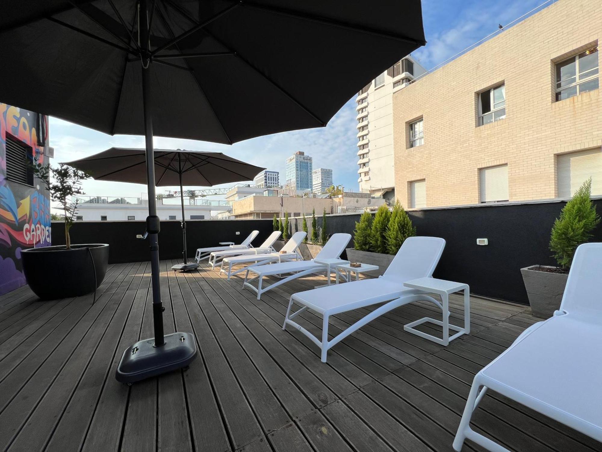 Beer Garden Hotel เทลอาวีฟ ภายนอก รูปภาพ