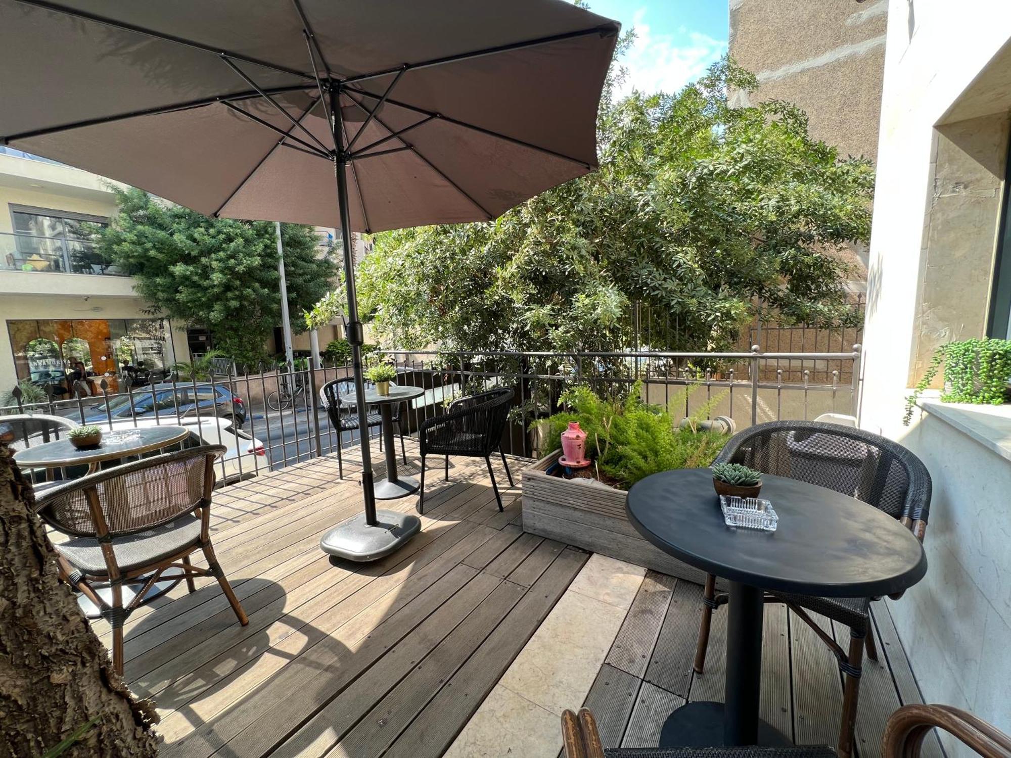 Beer Garden Hotel เทลอาวีฟ ภายนอก รูปภาพ